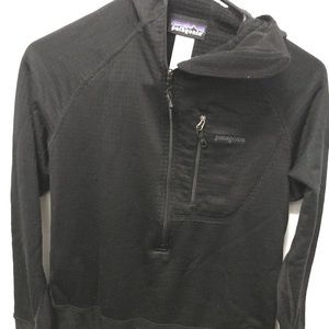 Black Patagonia R1 Pullover Hoodie XS